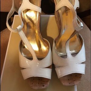 Enzo Angoilini white wedge sandals